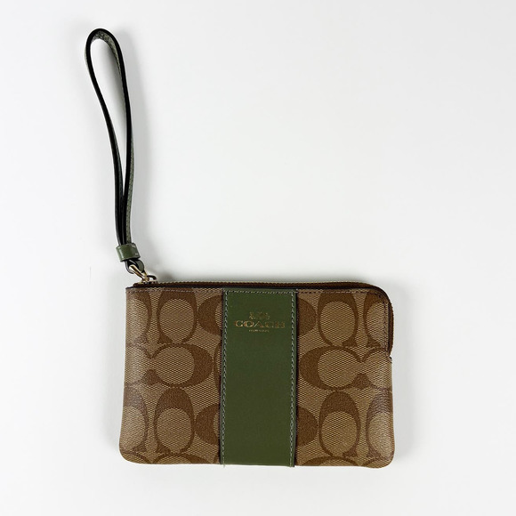NWT Coach signature PVC Leather corner zip wristlet khaki military green - Picture 1 of 4
